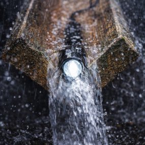 Wiederaufladbare LED-Taschenlampe