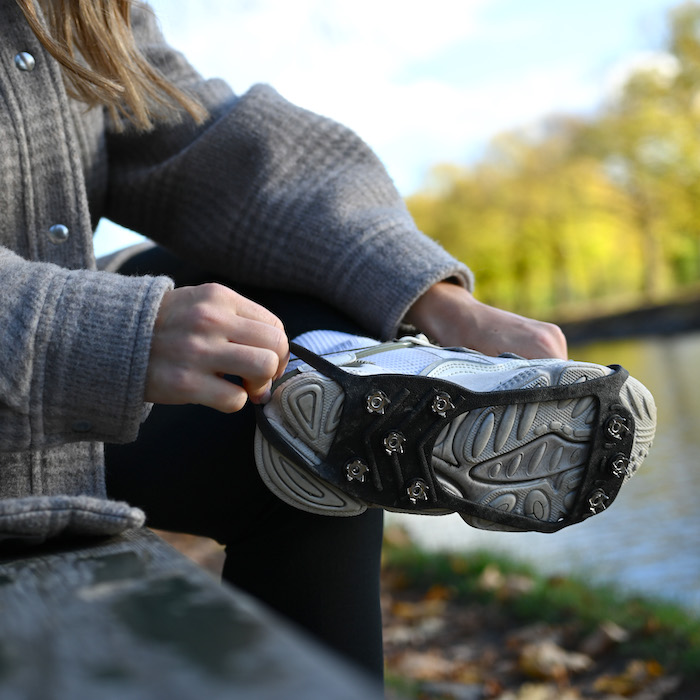 Schuhspikes mit 8 Noppen